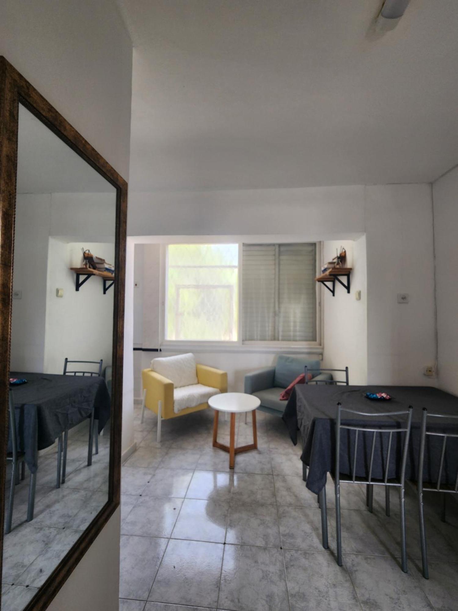 Cute Little Apartment Beersheba Bagian luar foto